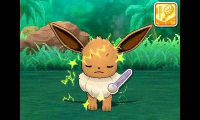 Curando a Eevee su parálisis en el Poké Relax